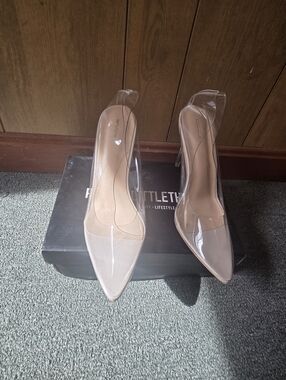 PrettyLittleThing Clear Heeled Court Shoe